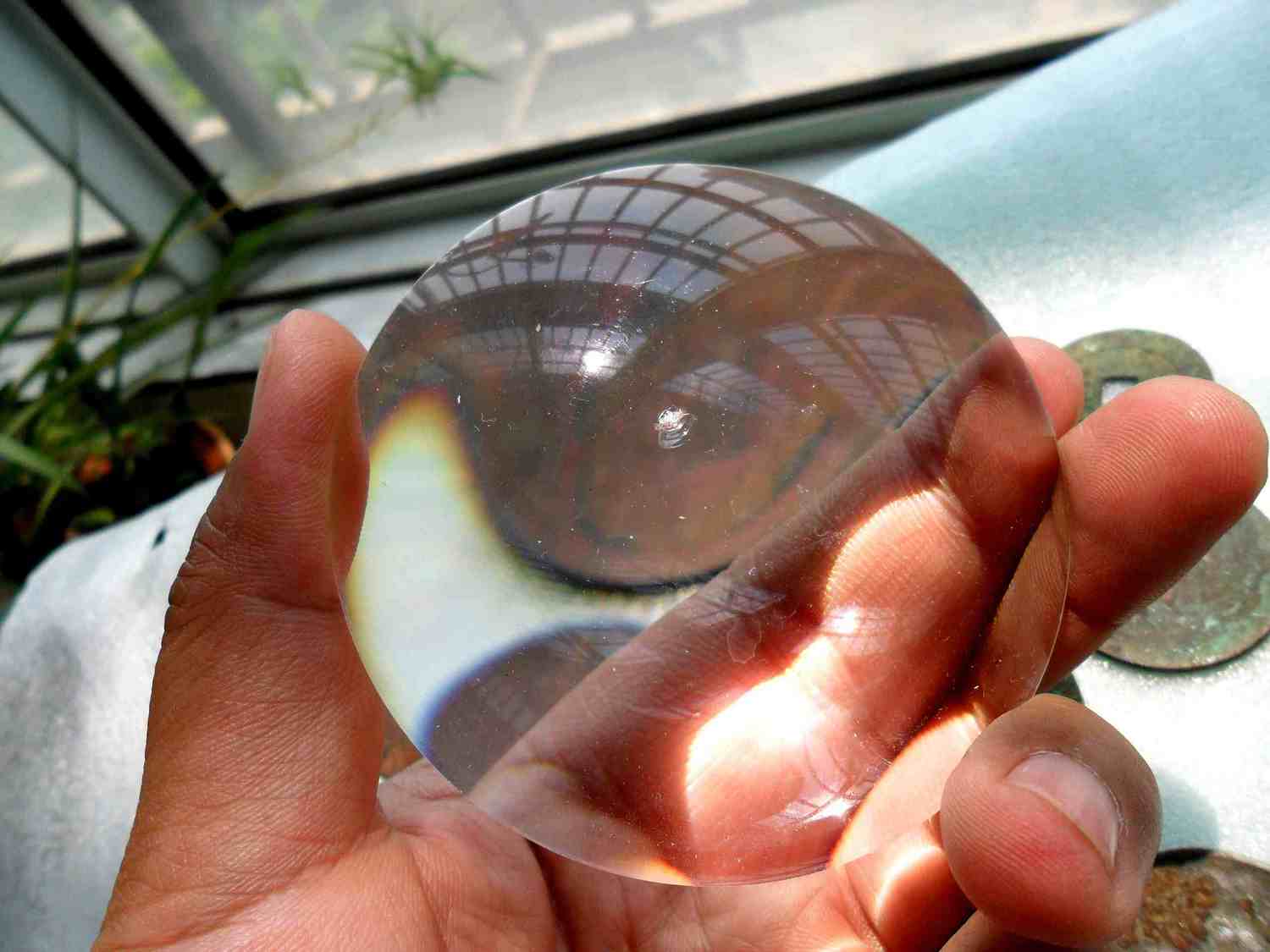 賞玩錢幣絕佳寶器 光學玻璃放大鏡，專業鑒藏的得力助手