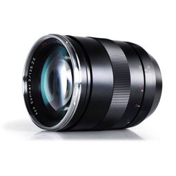 卡爾蔡司135mm f/2鏡頭北美開賣，售價(jià)2122美元，引領(lǐng)光學(xué)儀器新風(fēng)潮